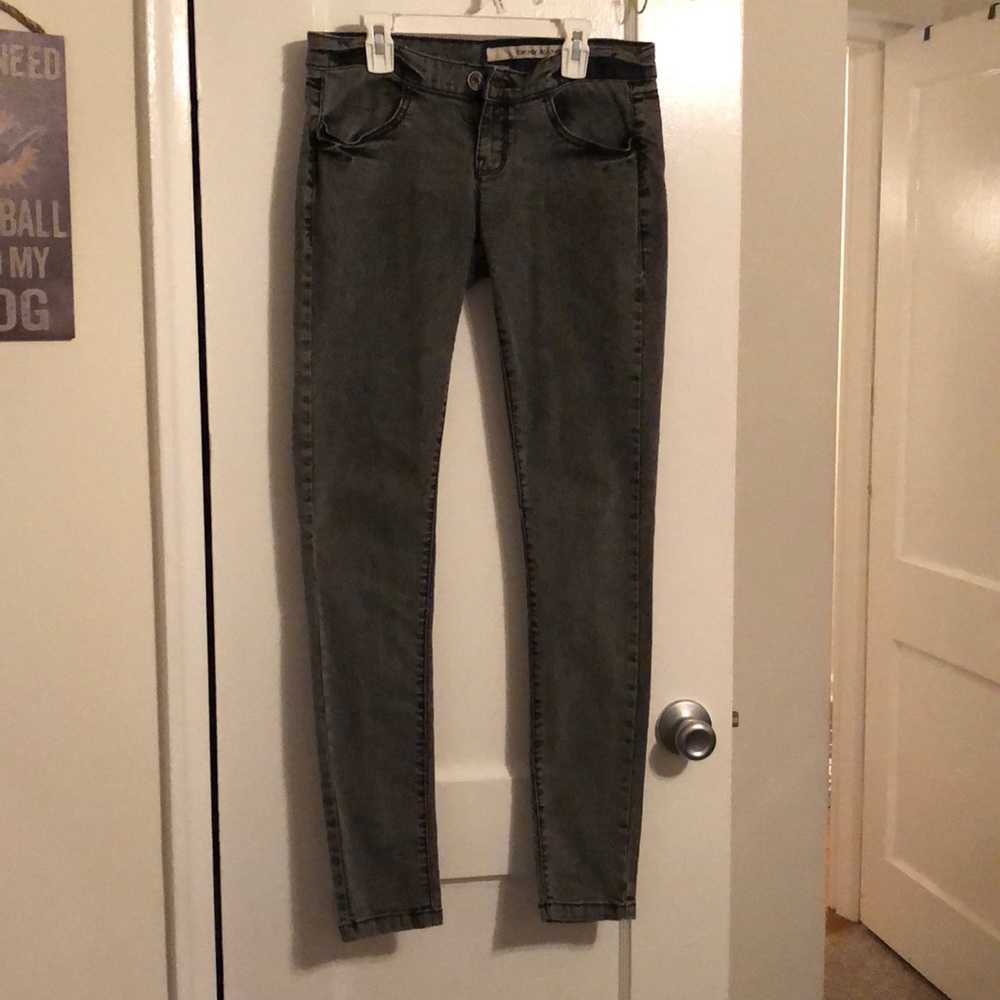 DKNY Jeans